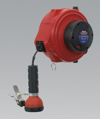 Retracting Lighting Reels